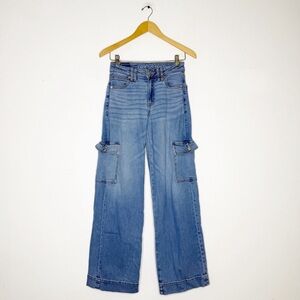 American Eagle Super High-Rise Baggy Wide Leg Cargo Jeans Size 000 Regular